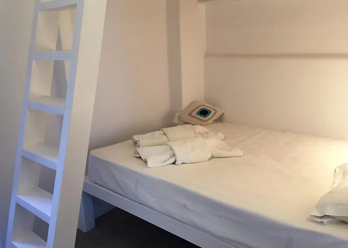 Elia Sea אגיוס רומנוס